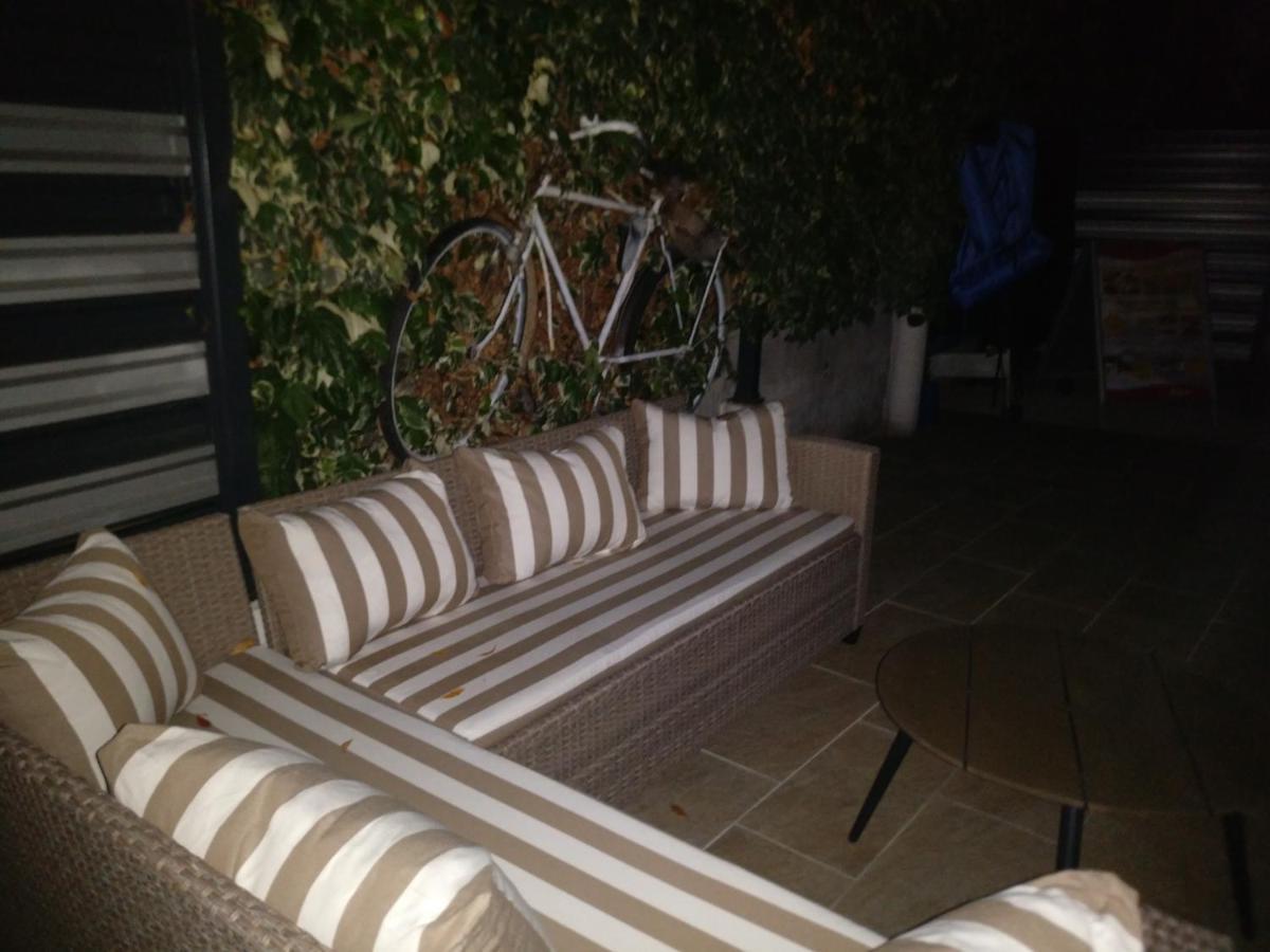 Apartment A - Heating Pool *